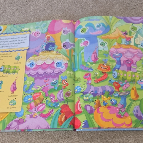 DreamWorks Trolls Look and Find Book - Picture 6 of 6